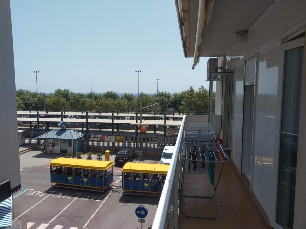 Luxury Apartment Accommodation, Next To Beach & Train Station Calella Zewnętrze zdjęcie