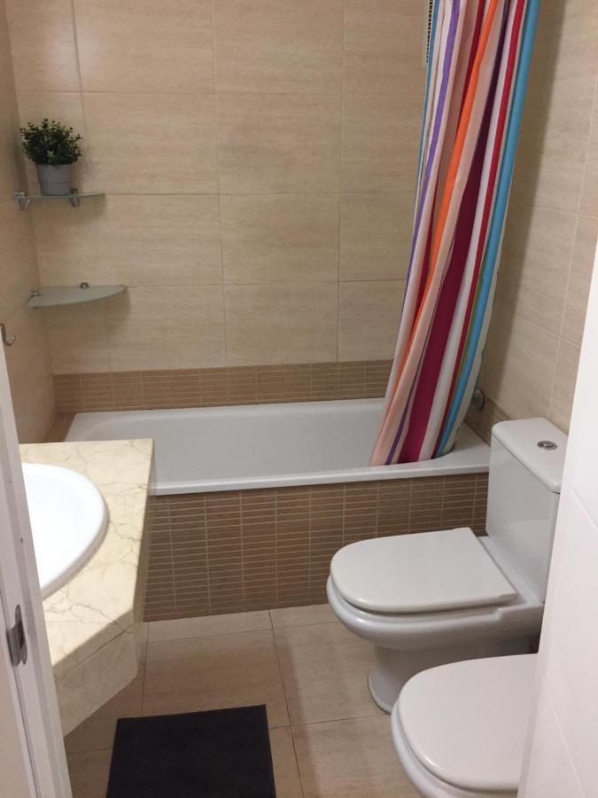 Luxury Apartment Accommodation, Next To Beach & Train Station Calella Zewnętrze zdjęcie